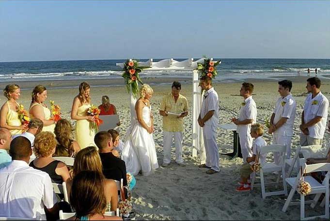 Beach Wedding Dress Code For Guests: How to Wear to a Beach Wedding