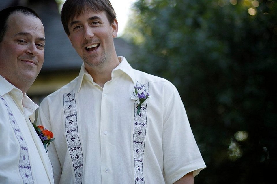 Stay Cool and Stylish: Short Sleeve Linen Shirts for Men